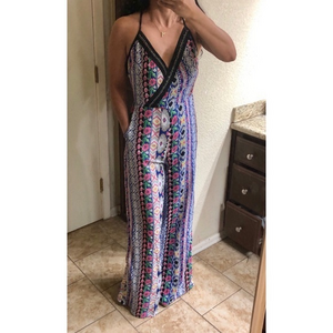Valentine Revolve Wide Leg Pockets Jumpsuit Small‎